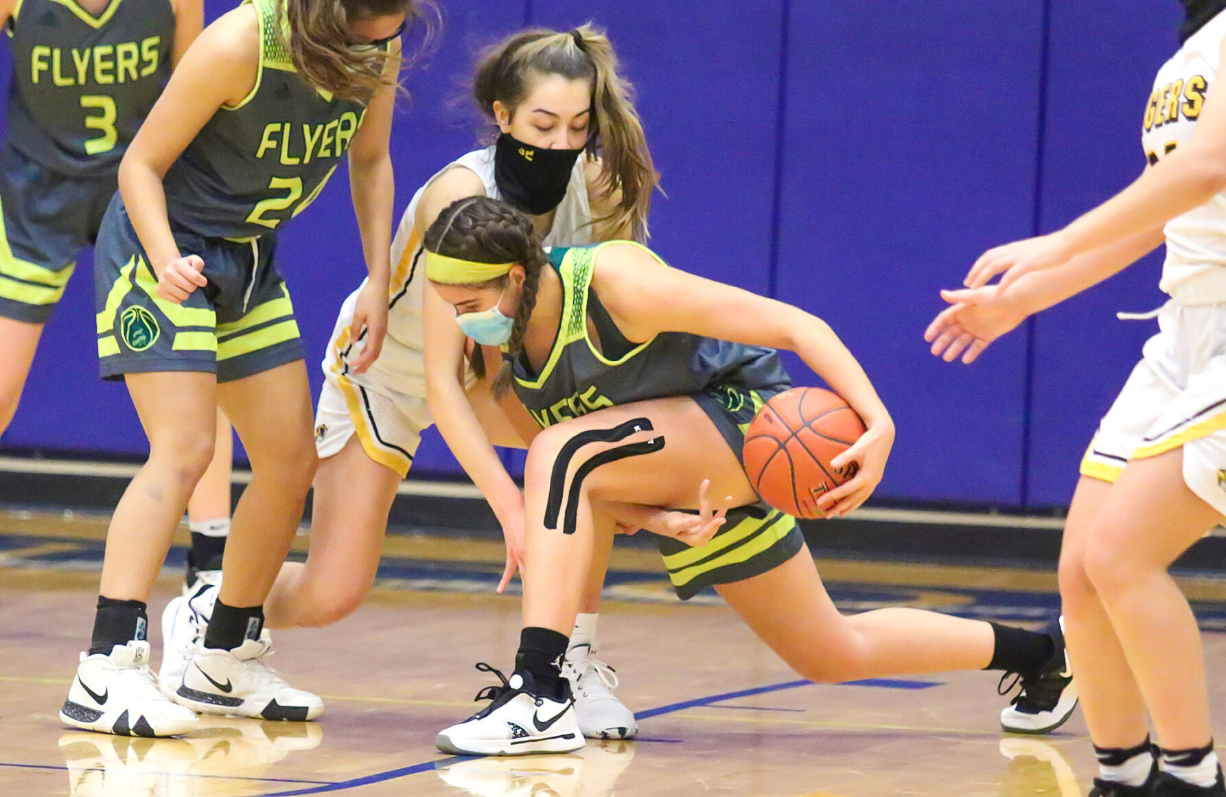 Lindbergh vs. Oakville girls basketball